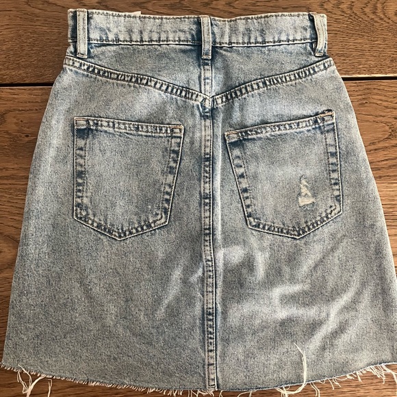 High waisted H&M Divided mini skirt - Picture 2 of 3